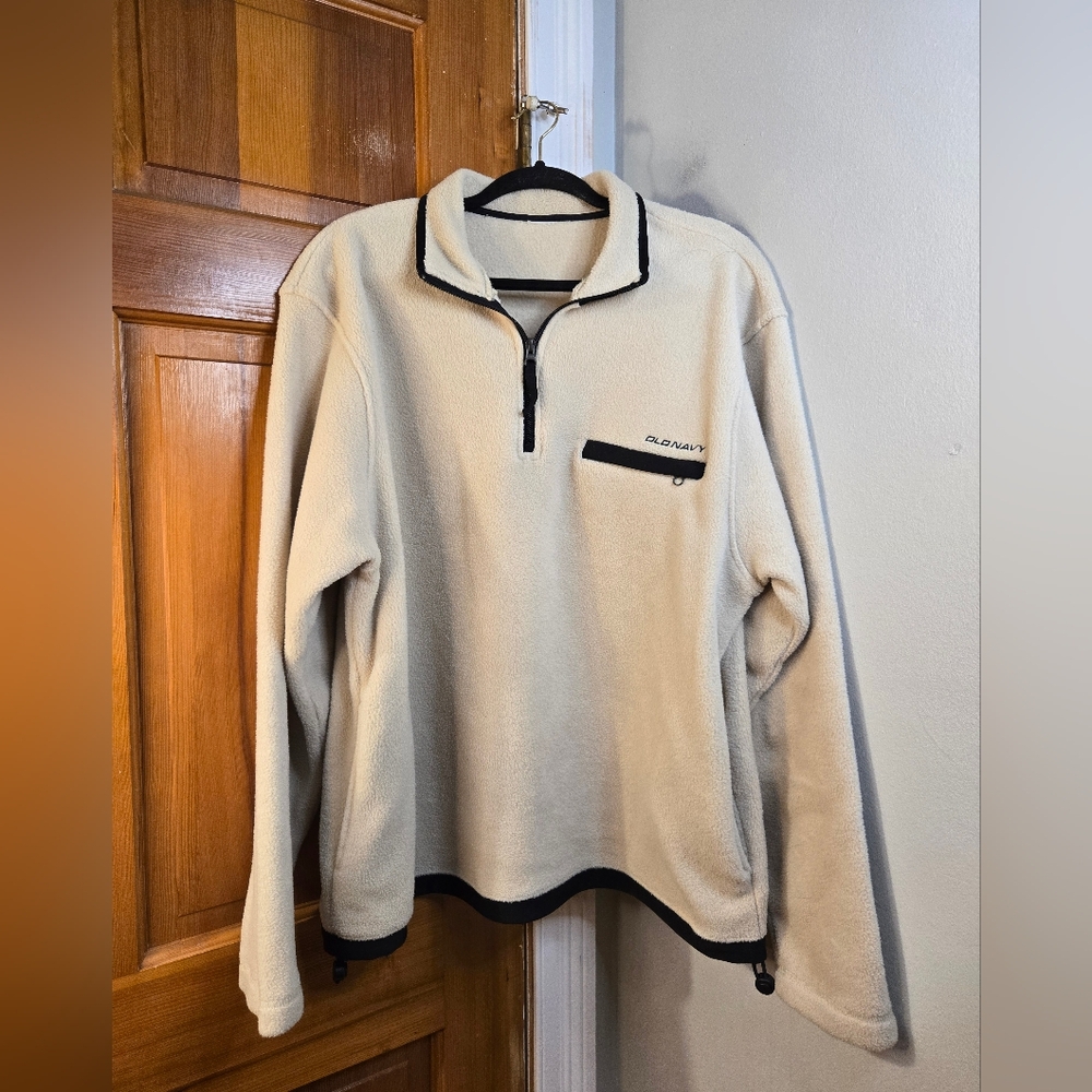 Old Navy Cream Fleece Men's Sweater Cream & Black Sz XL * Missing Tag*